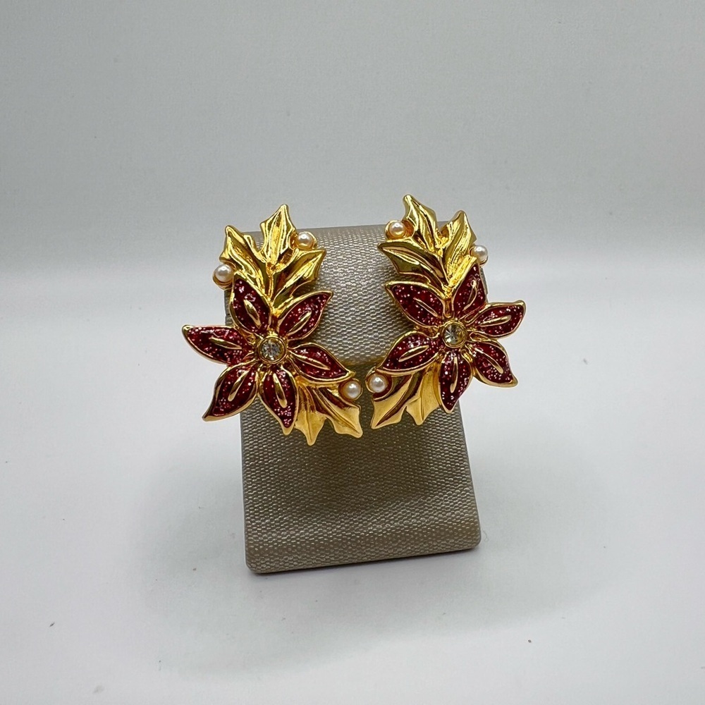 Vintage Avon Gold Tone Poinsettia Earrings Red Crystal Faux Pearl